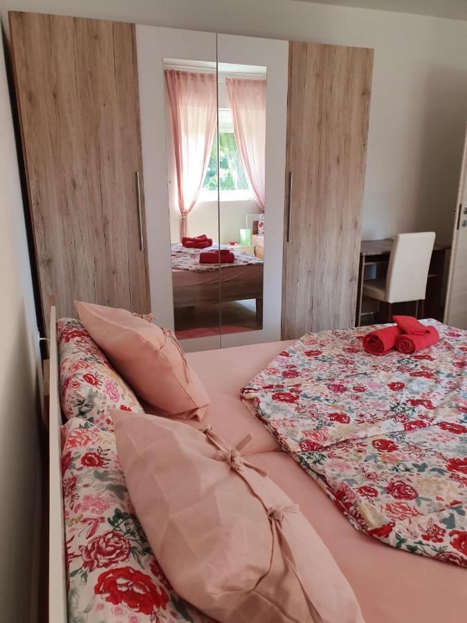 Apartment Creo Loborika Marcana Екстер'єр фото