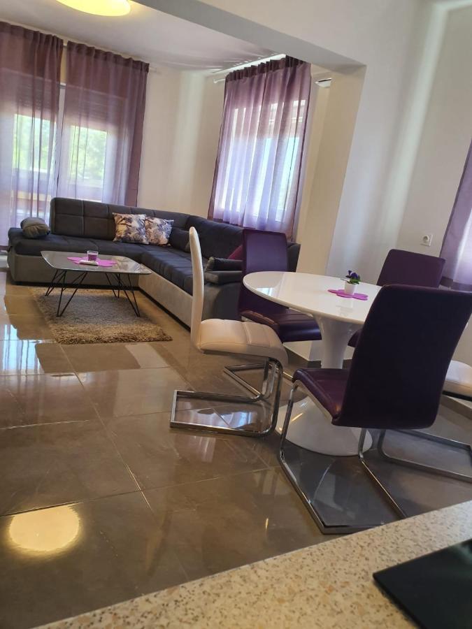 Apartment Creo Loborika Marcana Екстер'єр фото