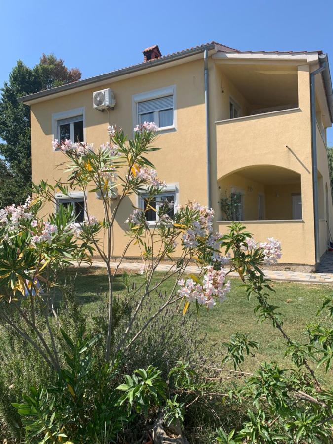 Apartment Creo Loborika Marcana Екстер'єр фото