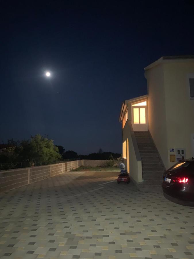 Apartment Creo Loborika Marcana Екстер'єр фото