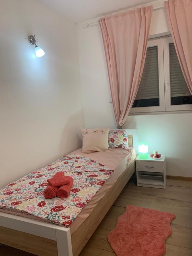 Apartment Creo Loborika Marcana Екстер'єр фото